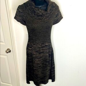 Calvin Klein size small Pull Over Knitted Turtleneck dress Black & brown Mint